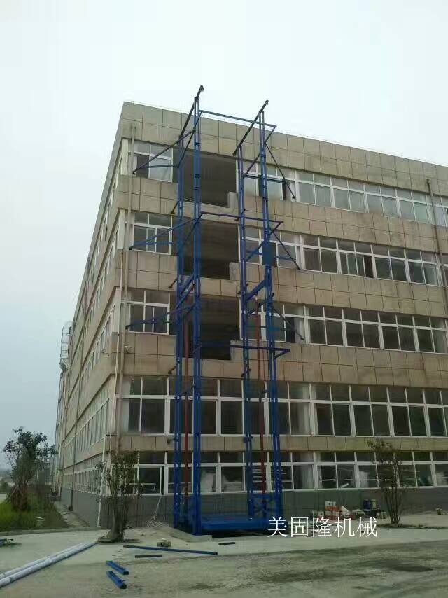 新乡室外双臂导轨式升降机厂家