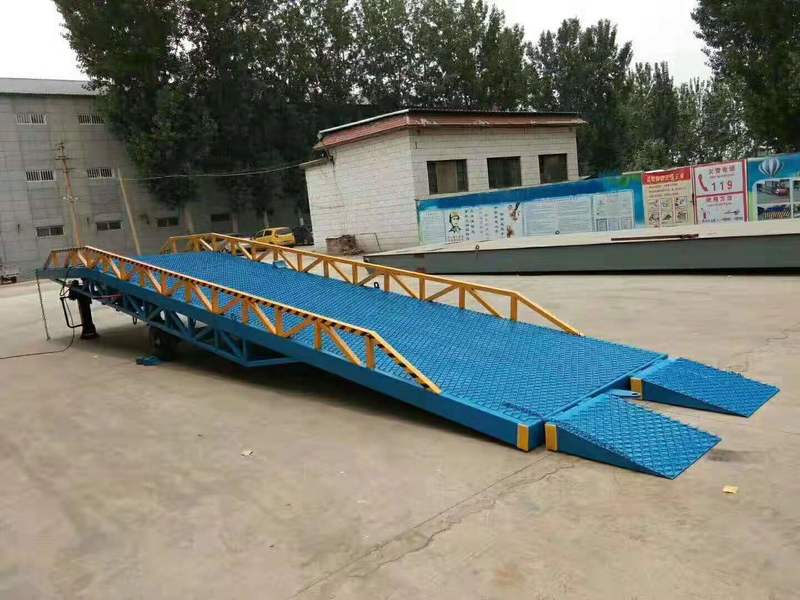 新乡汽车登车桥