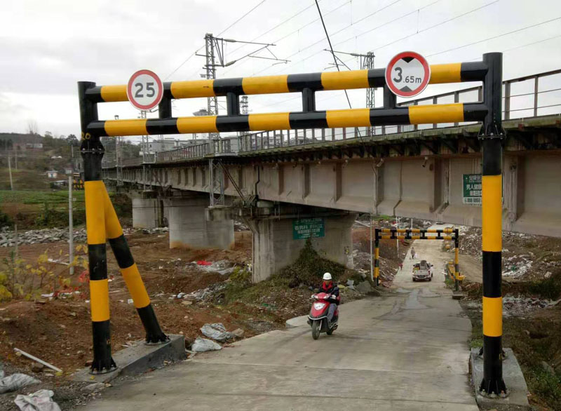 新乡液压限高架